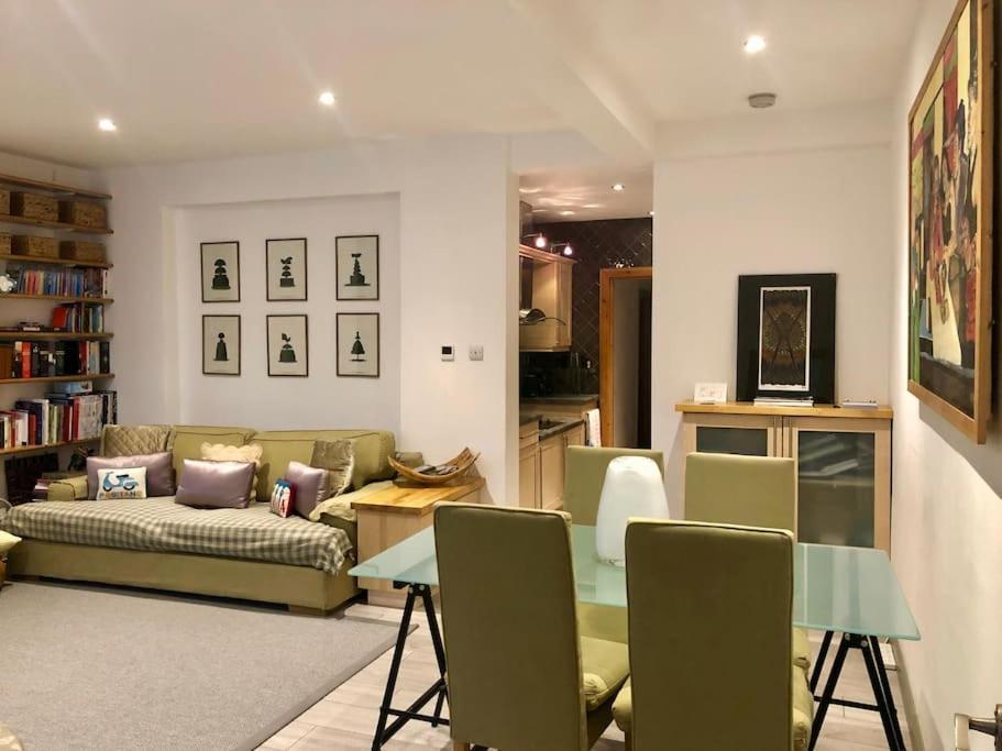 Quiet Kensington Flat Ideal For Central Londra Esterno foto